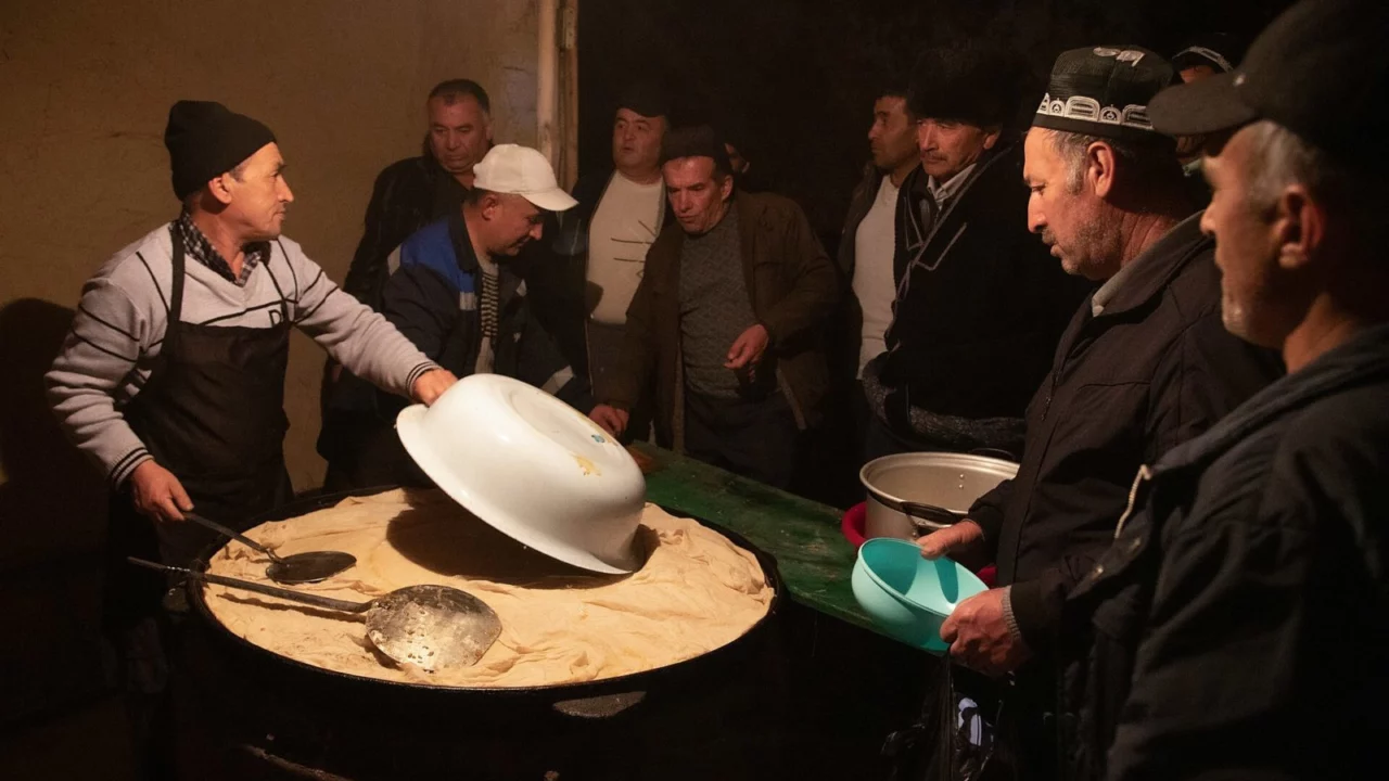 Плов в казане на костре: пошаговый рецепт для стоянки